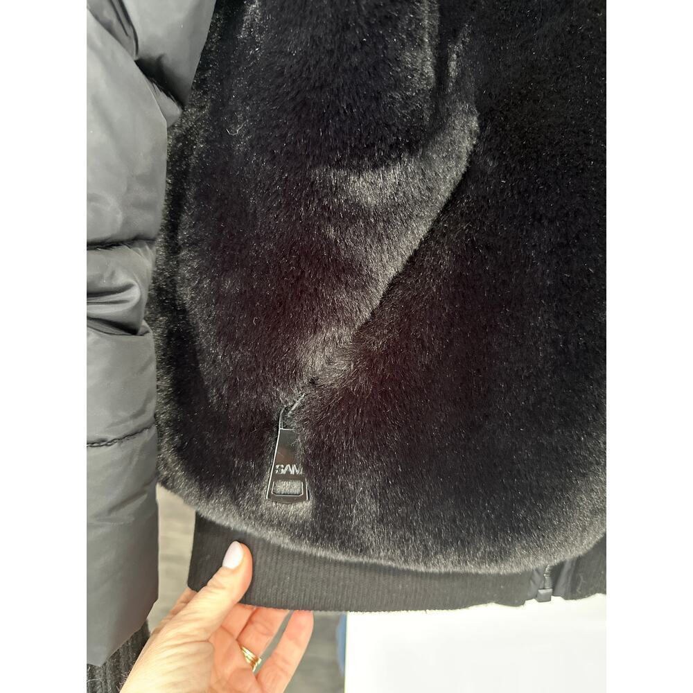 SOLD - Picture 3 of 9